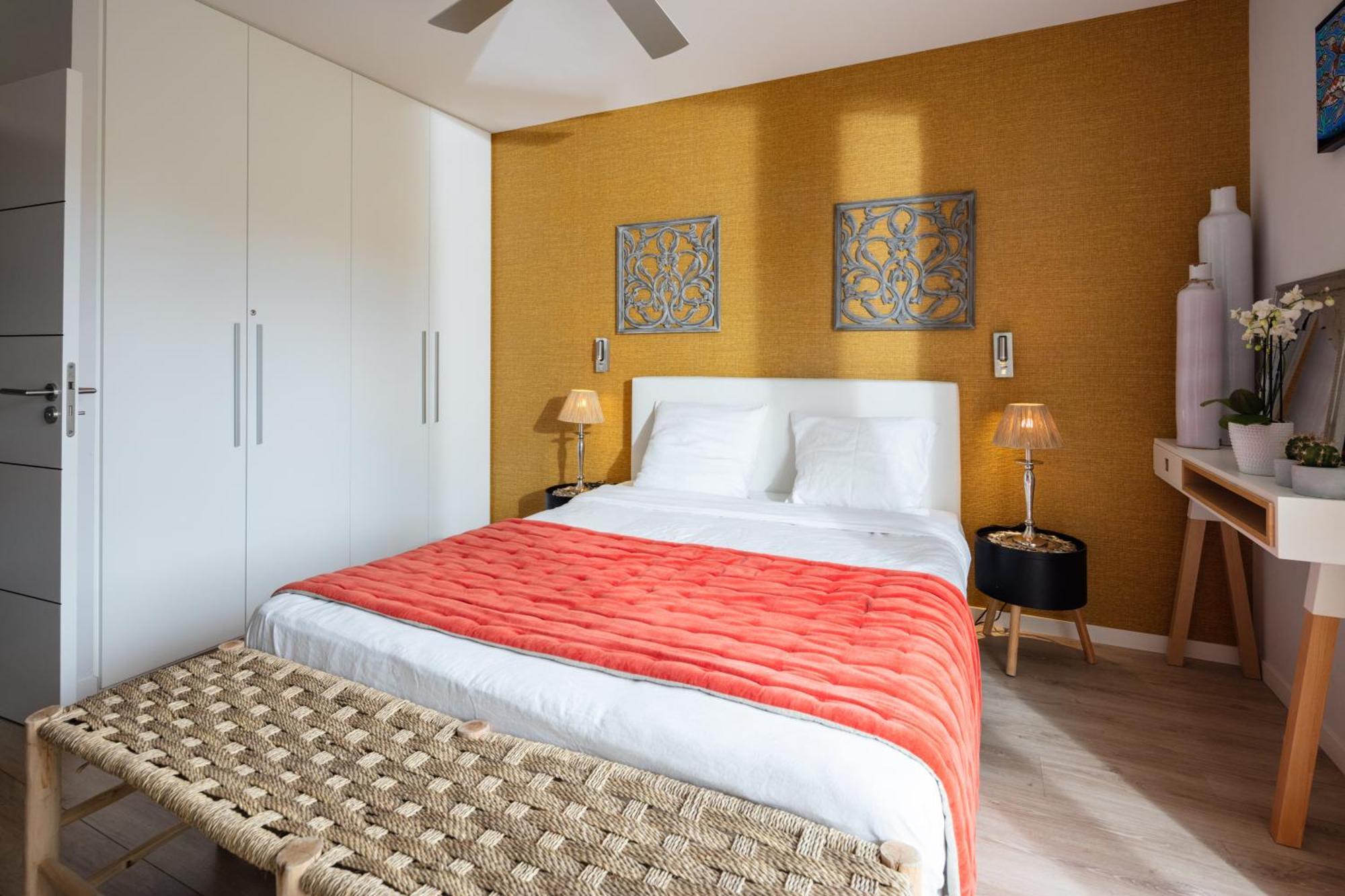 Escapades Lointaines Bed & Breakfast Perpignan Exterior photo