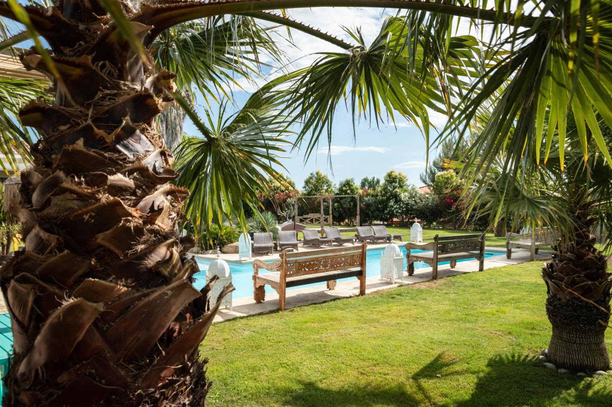Escapades Lointaines Bed & Breakfast Perpignan Exterior photo