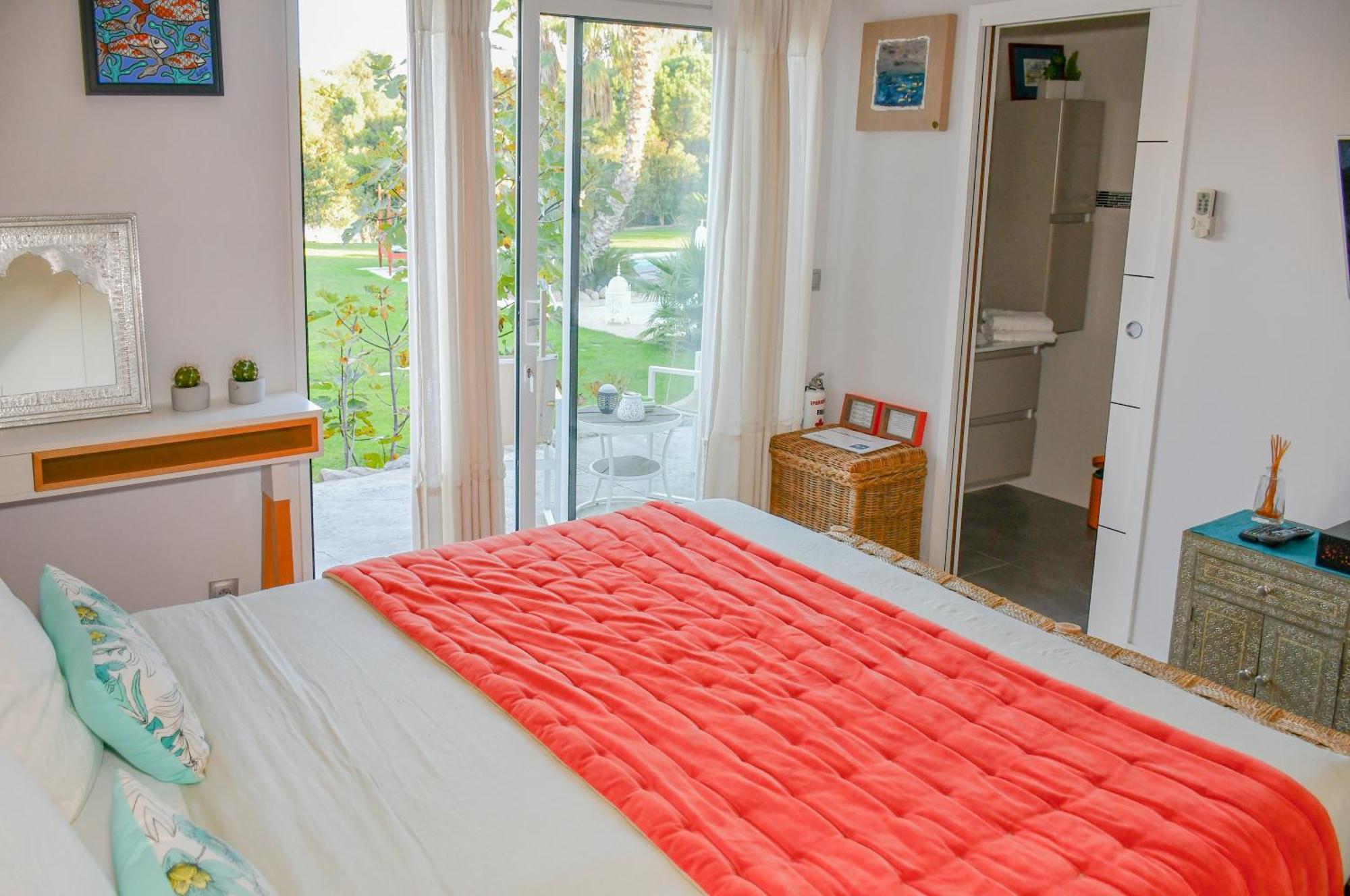 Escapades Lointaines Bed & Breakfast Perpignan Exterior photo